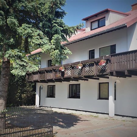 Dom Goscinny Sosenka Grzybowo Exterior photo