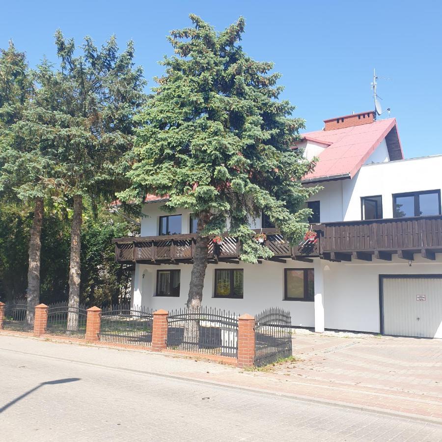 Dom Goscinny Sosenka Grzybowo Exterior photo